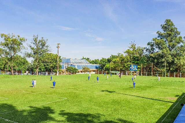 Domingo da Copa da Madrugada teve 30 gols em sete partidas 