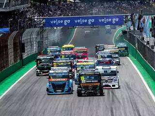 Veículos da Copa Truck em corrida no ano de 2023 (Foto: Divulgação/Copa Truck)