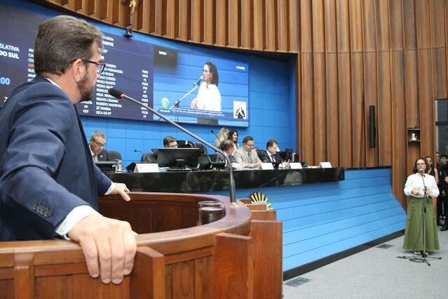 Deputados debatem racismo ap&oacute;s agress&atilde;o a crian&ccedil;a em escola