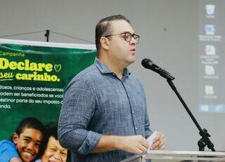 O prefeito de Dourados Alan Guedes fala em laçamento de campanha (Foto: Divulgação)