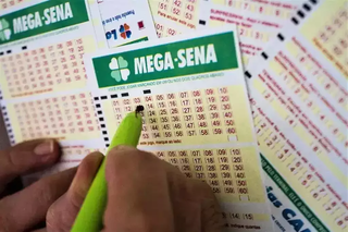 Volante de apostas da Mega-Sena. (Foto: Arquivo/Agência Brasil)