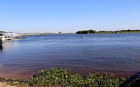 Mesmo em época de cheia, Rio Paraguai sofre com nível baixo 