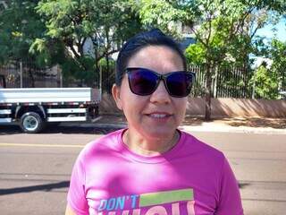 Silvana Moura, dona de casa, foi até Praça para caminhar nesta segunda-feira (Foto: Idaicy Solano)