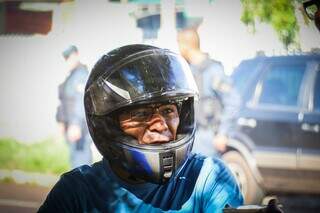 Ivan Rodrigues, motociclista há 17 anos (Foto: Henrique Kawaminami)