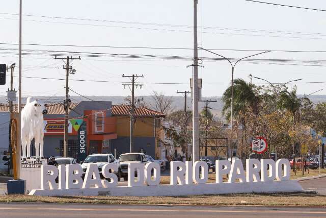 Guia Lopes da Laguna e Ribas do Rio Pardo celebram anivers&aacute;rio