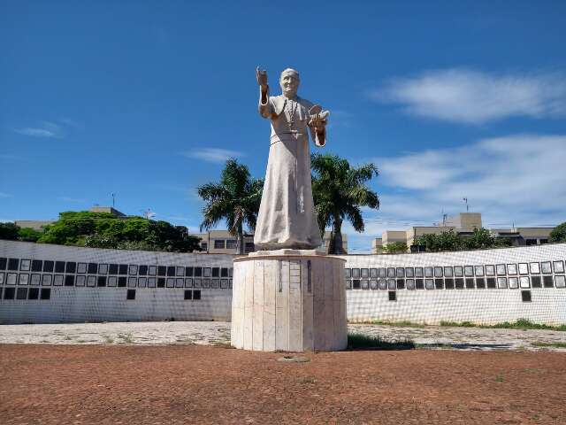 Prefeitura garante que j&aacute; planeja a reforma da Pra&ccedil;a do Papa