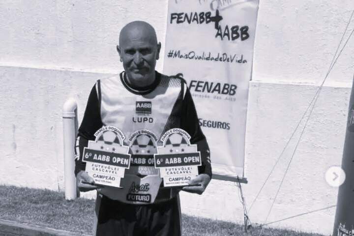 Campeão com Ubiratan e Comercial, José João Ferrari morre aos 61 anos