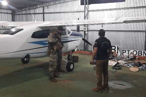 Agência antidrogas apreende avião em base do tráfico na fronteira