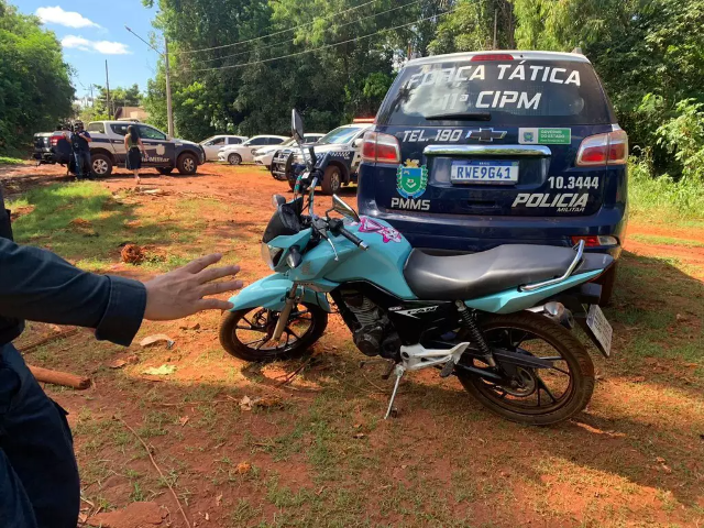 Morto em tiroteio com a pol&iacute;cia tinha passagens por furto e roubo