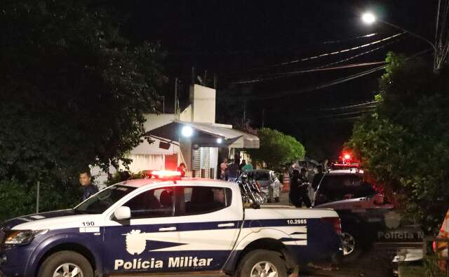 PM &eacute; preso suspeito de atirar em homem durante briga de bar