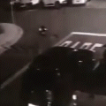 Vídeo mostra execução de agiota em frente de casa 