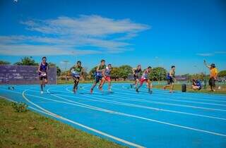 Atletas durante competiões em Campo Grande (Foto: Felipe Alexandre/CPB)