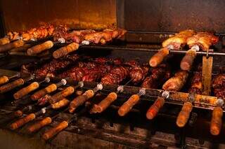 A Churrascaria tornou-se um ponto de encontro para os amantes da boa carne na cidade. (Foto: Divulgação)