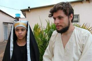 Pedro Henrique Nunes interpreta Caifás e Gustavo de Oliveira é Jesus na encenação. (Foto: Juliano Almeida)