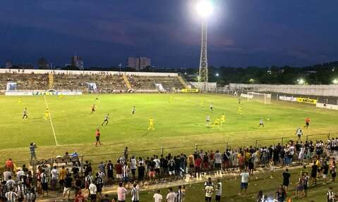 Corumbaense e Dourados se enfrentam no primeiro jogo da semifinal do Estadual 