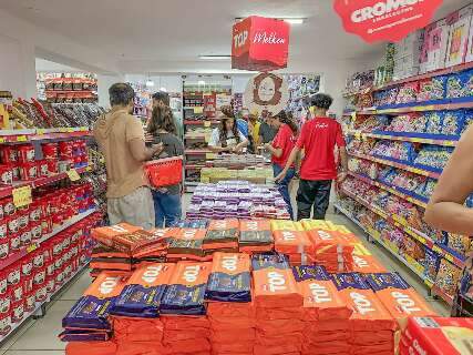 Às vésperas da Páscoa, clientes movimentam as lojas de doces na Capital
