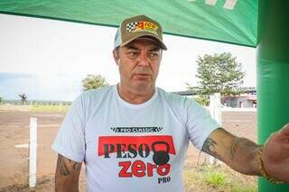 Sandro Moura, dono do autódromo, em conversa ao Campo Grande News (Foto: Henrique Kawaminami)