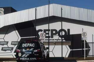 Depac Cepol, onde o caso foi registrado. (Foto: Arquivo/Campo Grande News)