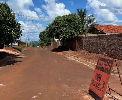 Câmara arquiva denúncia contra prefeito por asfaltar loteamentos da família