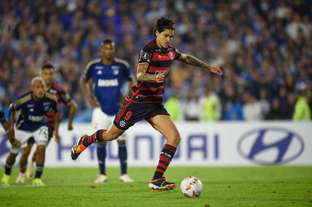 Gr&ecirc;mio joga mal e Flamengo abre a Libertadores 2024 com empate
