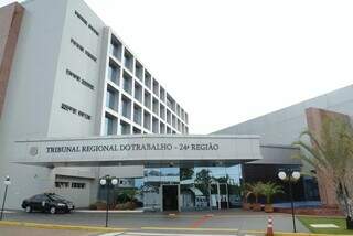 Prédio do Tribunal Regional do Trabalho, no Parque dos Poderes, na Capital (Foto: Divulgação)