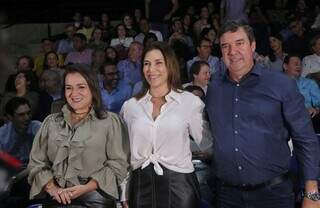 Adriane Lopes, Mônica Riedel e Eduardo Riedel presenciaram abertura da 84ª edição da Expogrande. (Foto: Paulo Francis)