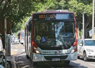 Linha de ônibus 051, do Terminal Bandeirantes ao Shopping Campo Grande (Foto: Paulo Francis)