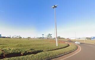 Rotatória da saída de Campo Grande para Cuiabá, na BR-163 (Foto: Google Maps)