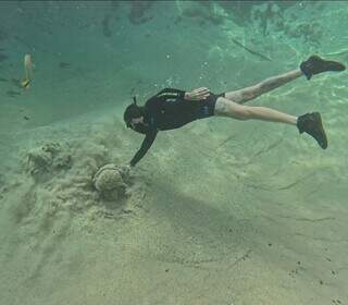 Em Bonito, profissional experimentou um dia fazendo mergulhos na região. (Foto: Arquivo pessoal)