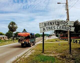 Povoado de Três Cerros, na fronteira do Paraguai com Mato Grosso do Sul (Foto: Reprodução/Facebook)