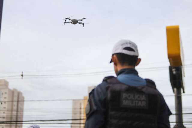 Drones flagraram 187 motoristas cometendo infra&ccedil;&otilde;es no 1&ordm; dia de &quot;trabalho&quot;