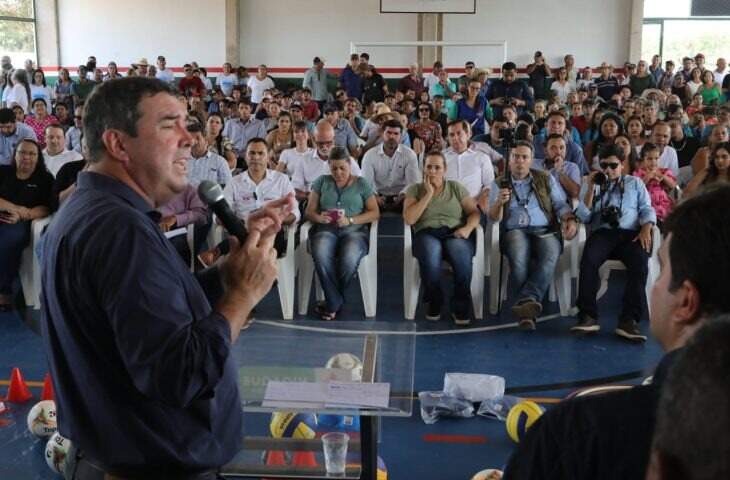 Governador entrega obras e lança novos investimentos para Nioaque