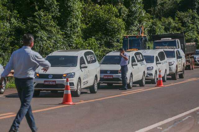 Ningu&eacute;m sobreviveu a acidente na BR-163 e pol&iacute;cia busca 6&ordf; v&iacute;tima, diz delegado