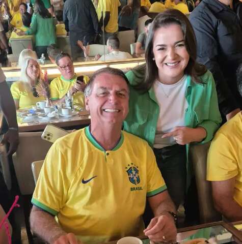 No RJ, Adriane Lopes toma caf&eacute; com Bolsonaro antes de ato pr&oacute; democracia