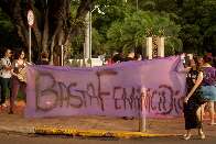 Marcha das Mulheres quer honrar memória das 14 vítimas de feminicídio 