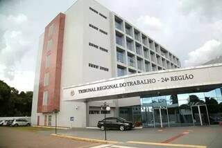 Fachada do Tribunal Regional do Trabalho em Campo Grande (Foto: Divulgação)
