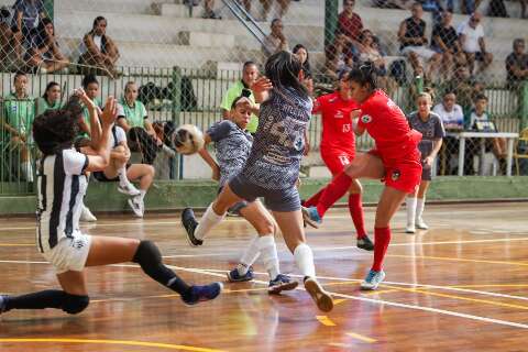 Última rodada define semifinalistas da Copa Pelezinho Feminino de Futsal 