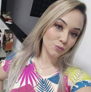 Aline é natural de Pato Bragado (PR) e foi encontrada morta em Iguatemi (Foto: reprodução/redes sociais)