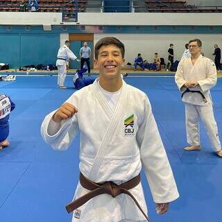 Judoca André Lucas Gessi Dodero tem apenas 14 anos e já disputa lutas no sub-18 (Foto: Divulgação)