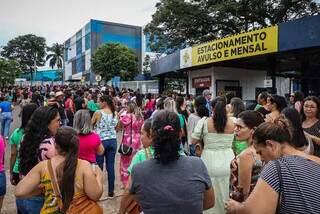 Candidatos em concurso realizado em Campo Grande, em 2023 (Foto: Henrique Kawaminami)