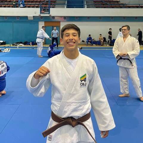 No sub-18, judoca de 14 anos participar&aacute; de competi&ccedil;&atilde;o em Portugal