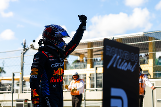 Max Verstappen faz melhor tempo e larga da pole no GP de Miami