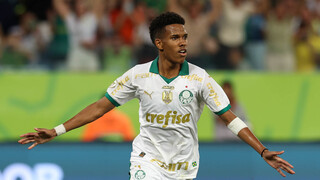 O meio-campista Estevão comemora gol da vitória na Arena Pantanal. (Foto: Cesar Greco/Palmeiras)