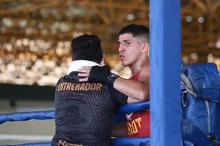 Pugilistas sobem no ringue por vaga em competi&ccedil;&atilde;o nacional