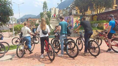 Veja dicas para você conhecer Bogotá sobre duas rodas