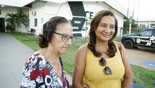 Aposentada Sonia Correa dos Santos e sua filha desistiram de registrar boletim de ocorrência (Foto: Alex Machado)