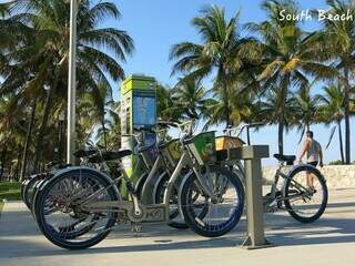 De bike pelas ruas de Miami, o passeio é uma boa maneira de conhecer a vida na cidade (Foto: Reprodução)