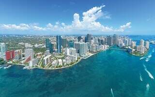 Vista da cidade de Miami, um dos destinos preferidos dos brasileiros nos Estados Unidos (Foto: Reprodução)