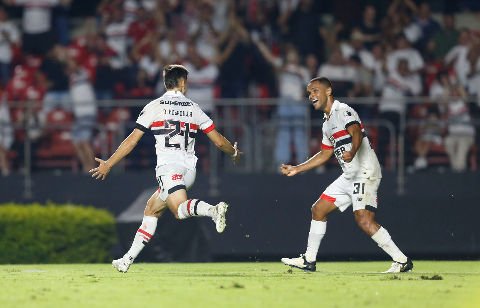 De virada, São Paulo supera Fluminense pela 6ª rodada do Brasileirão