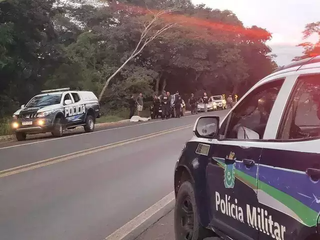 Movimentação da PM no local onde ocorreu a morte de Dinho Vital. (Foto: Arquivo/Campo Grande News)